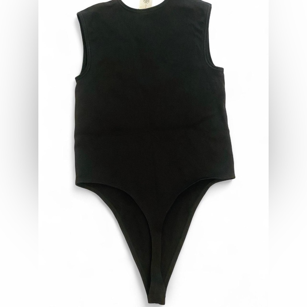 Athleta Ribbed V-Neck Seamless Bodysuit - Black - Small - Picture 4 of 8